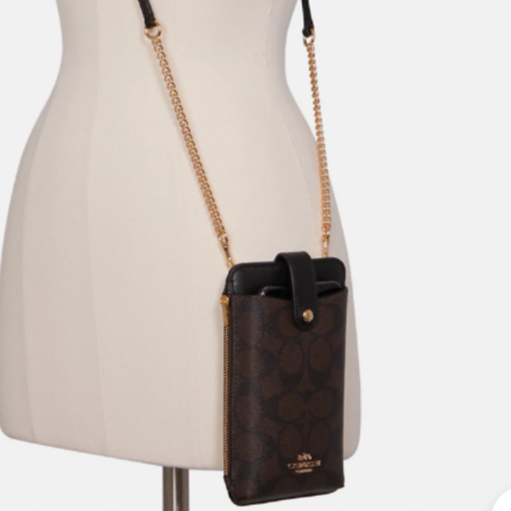 COPY - NWT Crossbody Signature Coach